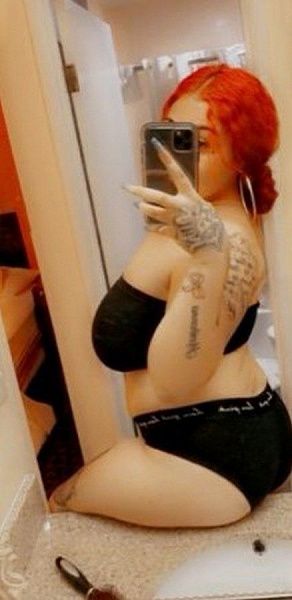 Даша — эротические фото