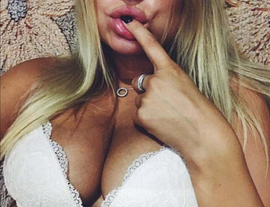 Эльза — эротические фото