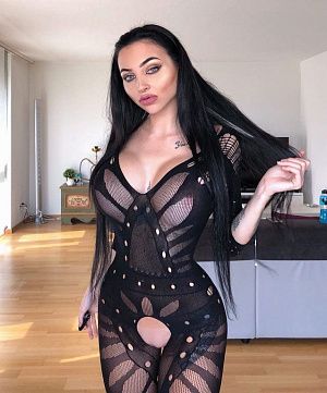 Девушка Нелли, фото и отзывы