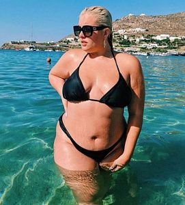 Девушка Алиса, фото и отзывы